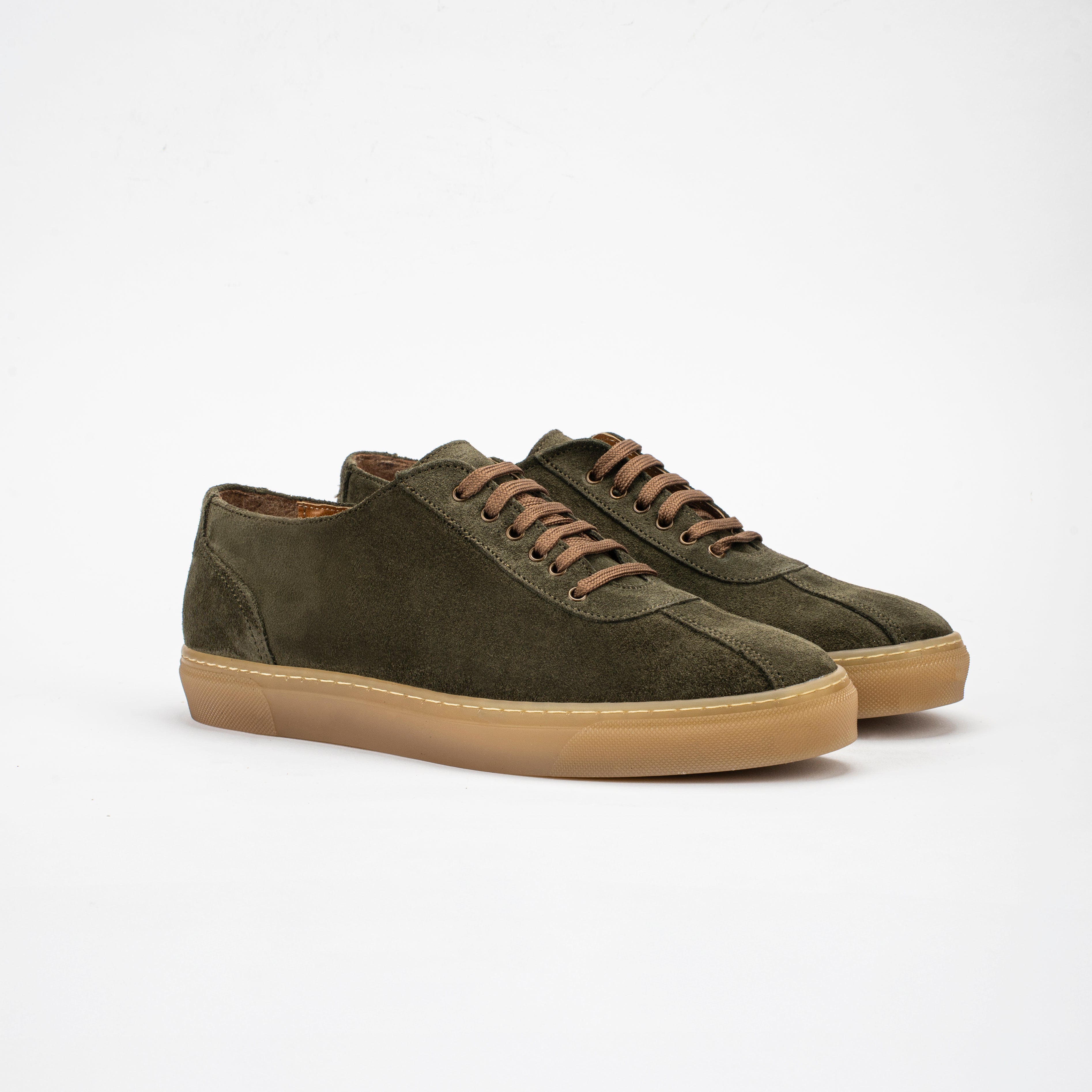 Vela – Sneaker in suede con suola in gomma naturale