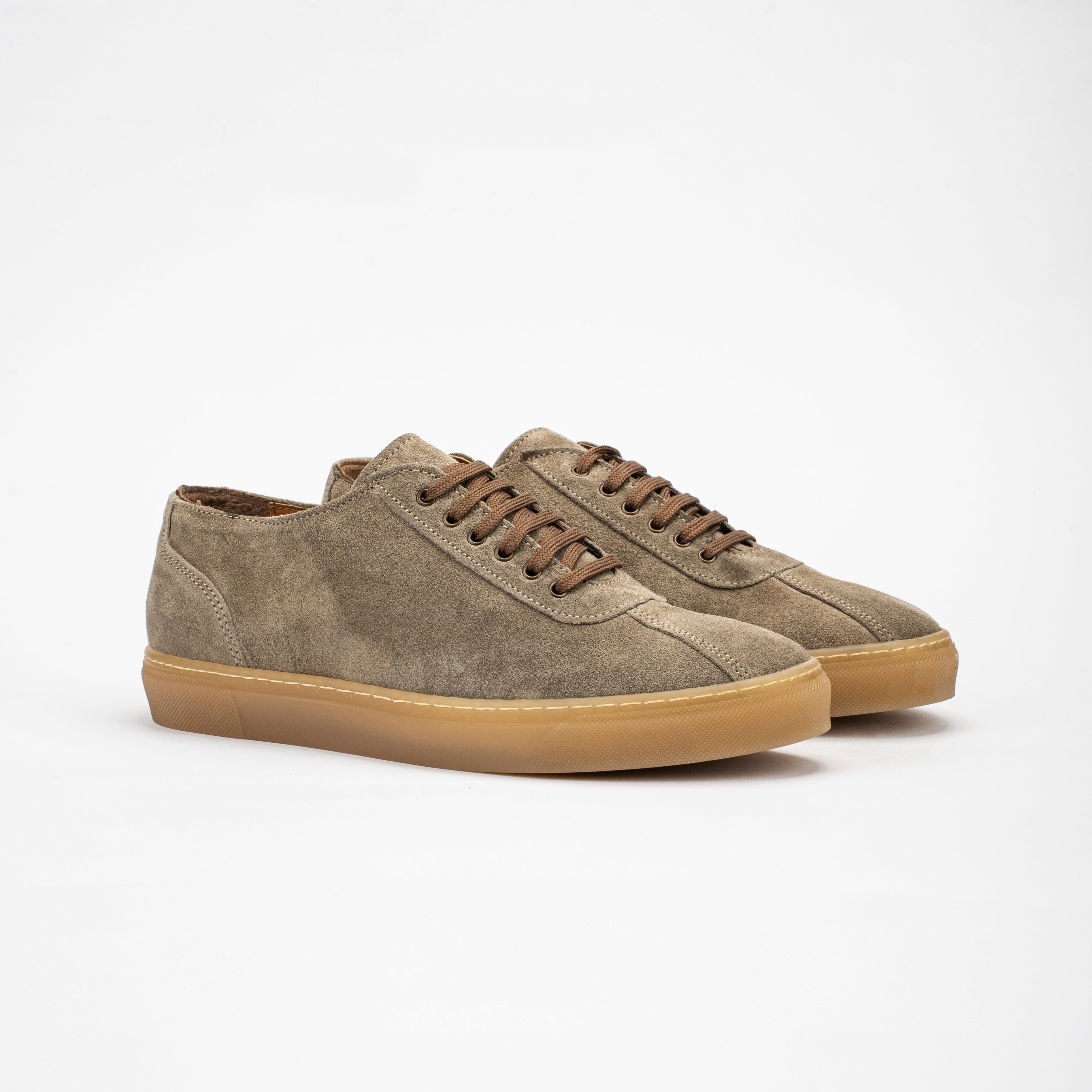 Vela – Sneaker in suede con suola in gomma naturale