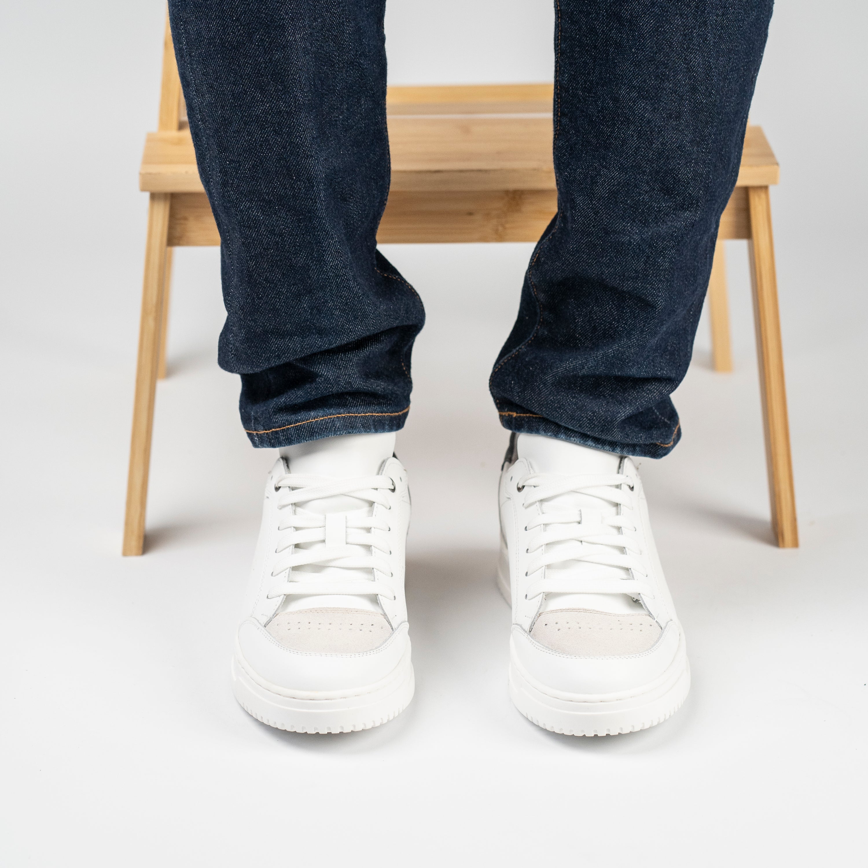 Sneakers Basket