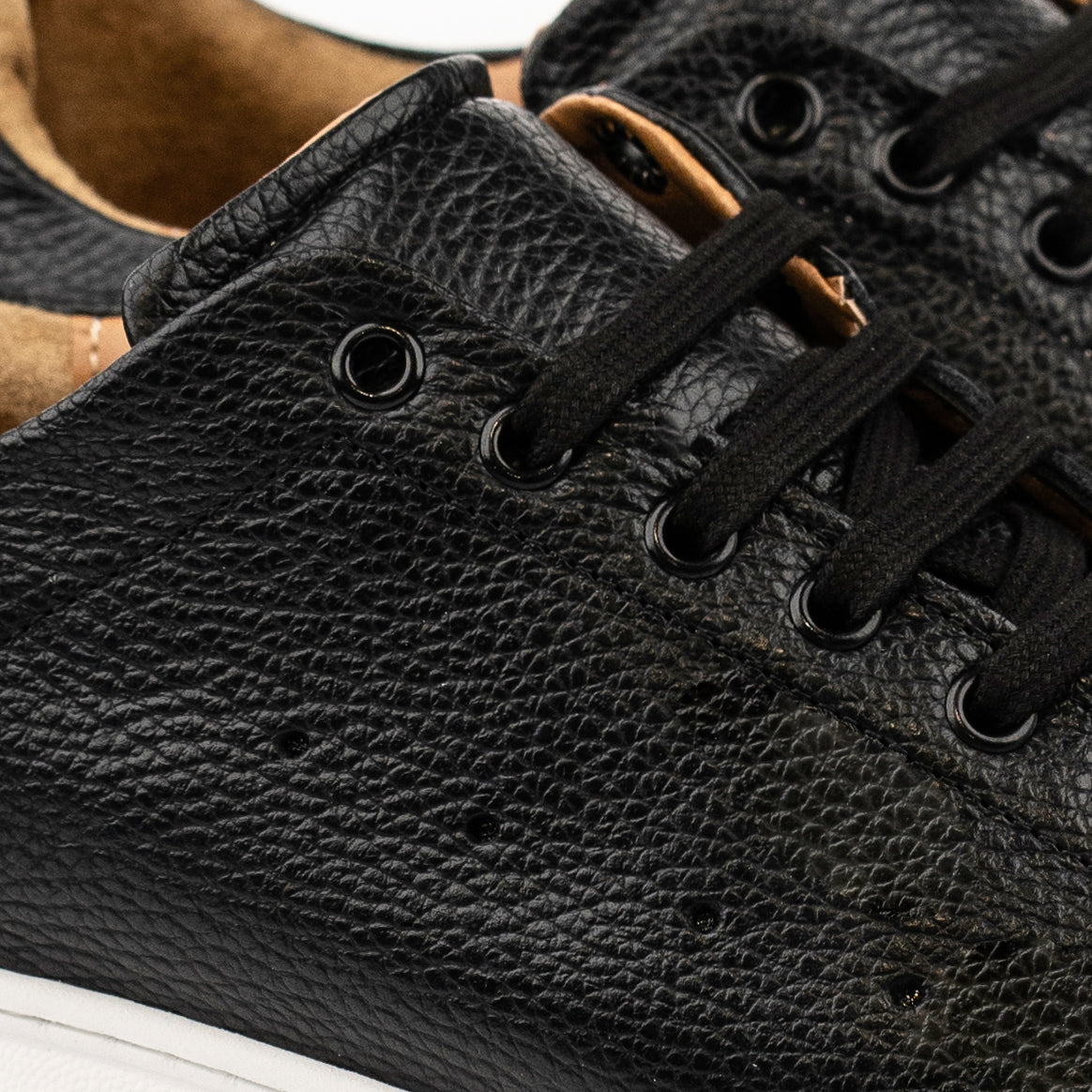 Sneakers in pelle martellata