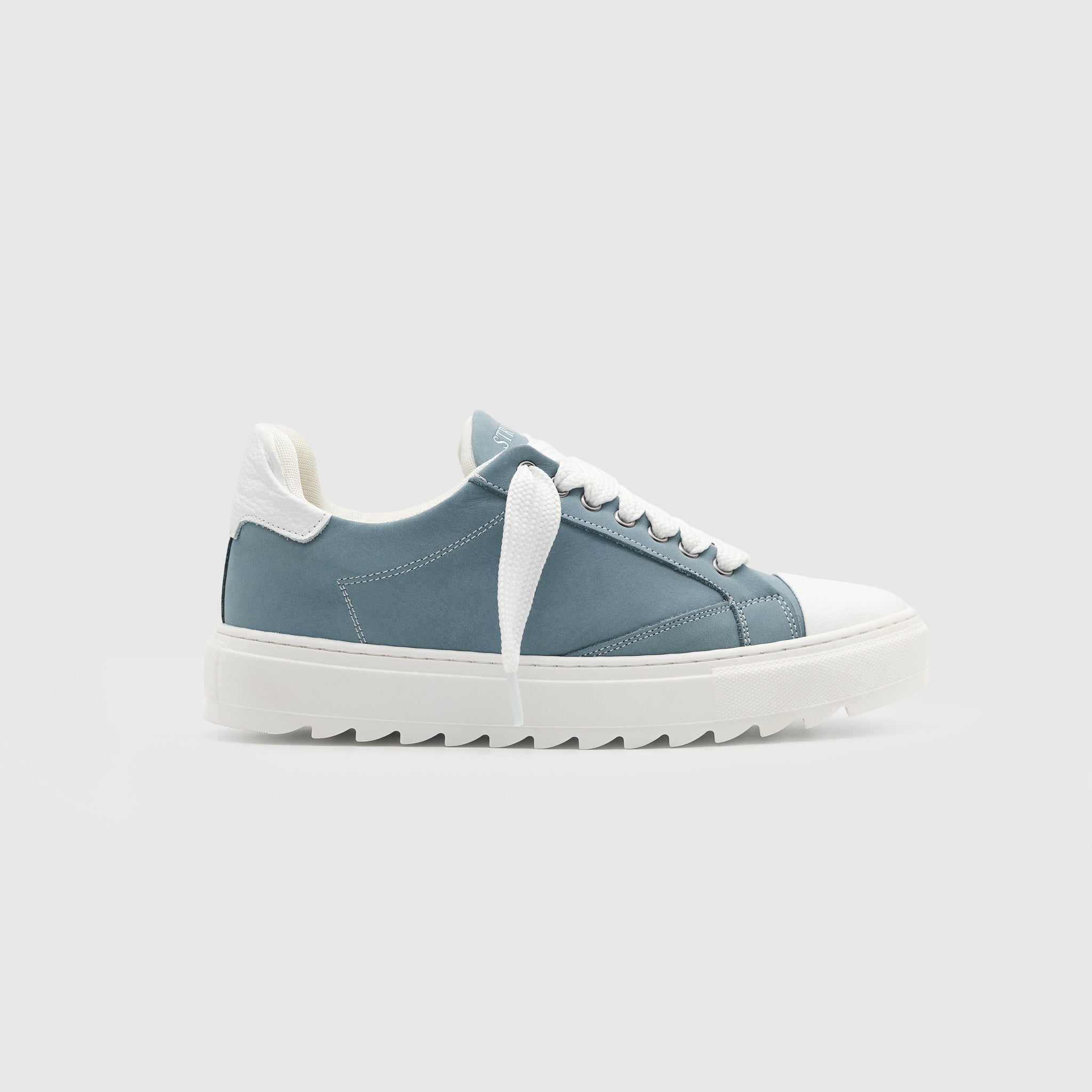 StrikeOne - Arctic Blue lateral