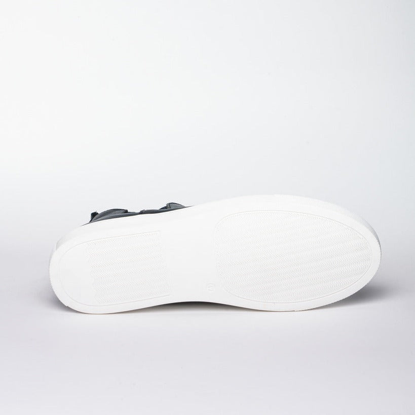 Sneakers alte Sneakers alte 